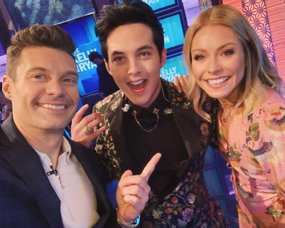 ライアン・シークレストさんのインスタグラム写真 - (ライアン・シークレストInstagram)「The Hardy Party is just getting started. Congrats again on your #AmericanIdol win @thelainehardy and welcome to NYC!」5月20日 23時50分 - ryanseacrest