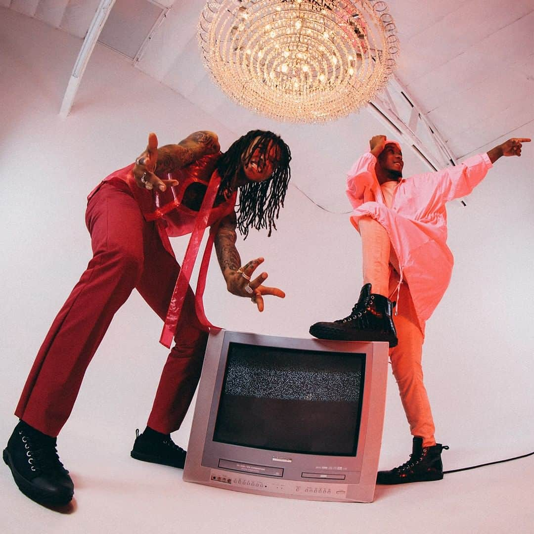 Giuseppe Zanotti Designさんのインスタグラム写真 - (Giuseppe Zanotti DesignInstagram)「Turn up the volume. We partnered with brothers @SlimJxmmi and @SwaeLee, aka, hip hop duo @RaeSremmurd, to unleash the BLABBER—our new skate-style-inspired sneaker, dropping exclusively today. #GiuseppeZanotti #GZFW19」5月21日 0時00分 - giuseppezanotti