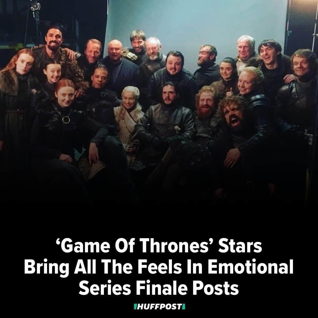Huffington Postさんのインスタグラム写真 - (Huffington PostInstagram)「*wipes away tears*. Can you believe #GameOfThrones is finished? 😭 What were your thoughts on the series finale? 🐉 ⚔ Emilia Clarke, Sophie Turner, John Bradley, and more shared memories on set, their love for the show, and more on social media ahead of Sunday night’s episode. // 📸: @emilia_clarke⠀」5月21日 0時06分 - huffpost