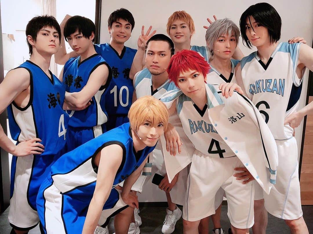 小波津亜廉さんのインスタグラム写真 - (小波津亜廉Instagram)「[19/5/19] What was your team in Kuroko’s Basketball? ⠀⠀⠀ ⠀ I had my fave characters and combinations and ships but if I had to pick a team... it’s gotta be Seirin. The combination of everyone’s personalities make the nicest, most realistically friendly and best protagonist team ⠀⠀⠀ ⠀ #knbstageplay #kurosute #kaijou #rakuzan ⠀⠀⠀ ⠀ Source: Koyanagi Shin’s twitter」5月21日 0時24分 - ahun_andsome