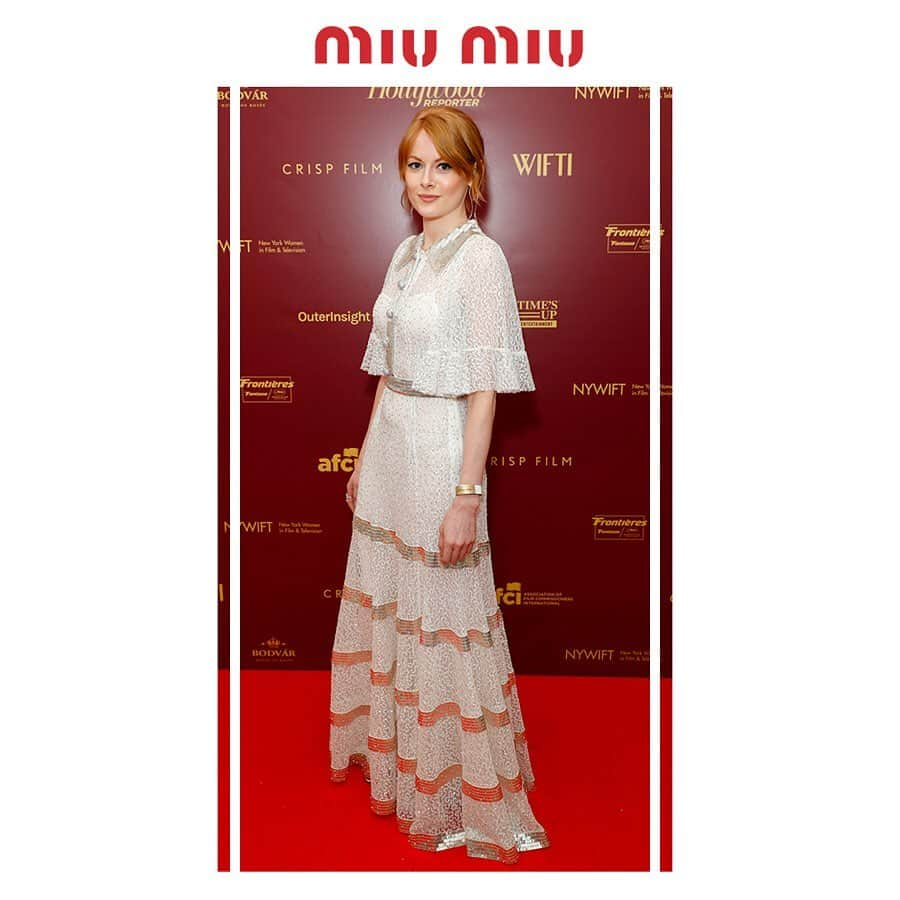 Miu Miuさんのインスタグラム写真 - (Miu MiuInstagram)「#EmilyBeecham in a #MiuMiu attending the première and photocall of “Little Joe”, and attending the Women night during the 72nd Annual Cannes Film Festival.  #MiuMiuCelebrities #Cannes2019」5月21日 0時29分 - miumiu