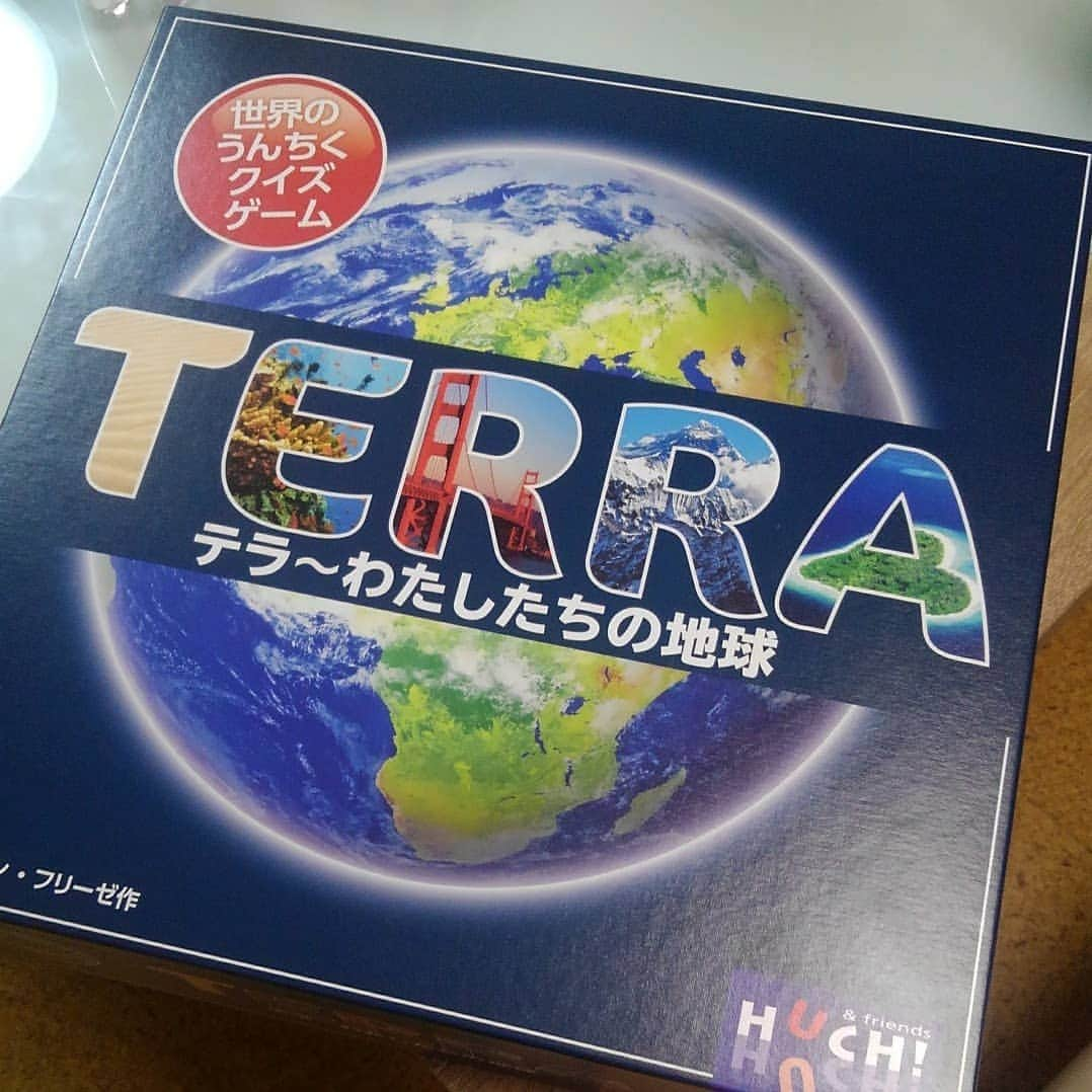 カズレーザーさんのインスタグラム写真 - (カズレーザーInstagram)「「テラ～私たちの地球」というボードゲームを皆でやったのさ！ 今までプレイしなかったのが悔やまれるほど、面白かったのさ！  #きくりん さん #えなりかずき さん #水谷駿 さん #あかもん さん #澤山 さん #ふくらP さん」5月21日 1時13分 - kazlaser