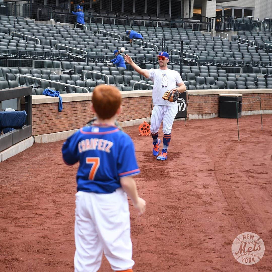 ニューヨーク・メッツさんのインスタグラム写真 - (ニューヨーク・メッツInstagram)「Sammy Chaifetz was diagnosed with Ulcerative Colitis at the age of 4, and his dream was to meet the #Mets. In conjunction with @makeawishmetrony, we were able to make that dream a reality.」5月21日 1時33分 - mets