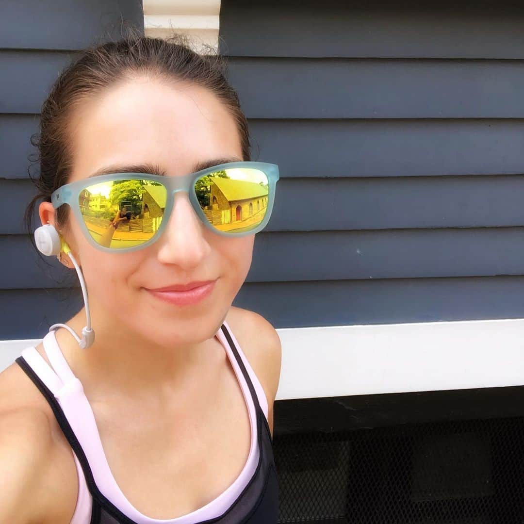 マリッサ・キャステリさんのインスタグラム写真 - (マリッサ・キャステリInstagram)「Monday morning jog around providence. What did you do for activity today? ☀️ . . . . . *#spring #mayweather #runningmotivation #pvd #rhoderunner #running #newengland #providencerhodeisland #goodr #bose #lululemon」5月21日 1時42分 - marissacastelli