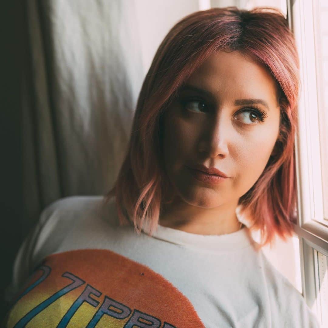 アシュレイ・ティスデイルさんのインスタグラム写真 - (アシュレイ・ティスデイルInstagram)「Daydreaming ✨」5月21日 1時55分 - ashleytisdale