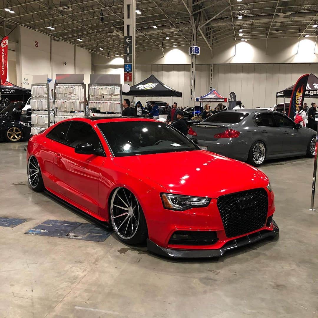 CarsWithoutLimitsさんのインスタグラム写真 - (CarsWithoutLimitsInstagram)「Do you guys think this is a S5 or RS5 ♦️ Photo @indujan_  #carswithoutlimits #audi #s5 #rs5 #toronto」5月21日 8時40分 - carswithoutlimits