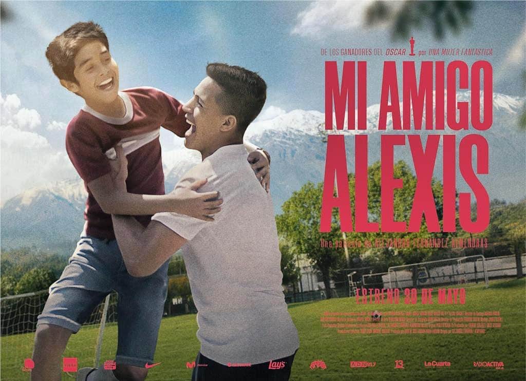 アレクシス・サンチェスのインスタグラム：「Feliz de participar en ésta película, muy linda para disfrutar en familia. 30 de Mayo en cines.  #miamigoalexis 🎬 @miamigoalexis」