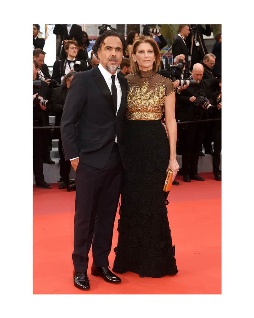 プラダさんのインスタグラム写真 - (プラダInstagram)「#AlejandroGonzálezIñárritu and #MariaEladiaHagerman wore #Prada while attending the ‘Dolor Y Gloria’ screening during the 72nd annual #CannesFilmFestival in Cannes. #PradaPeople .」5月21日 3時30分 - prada