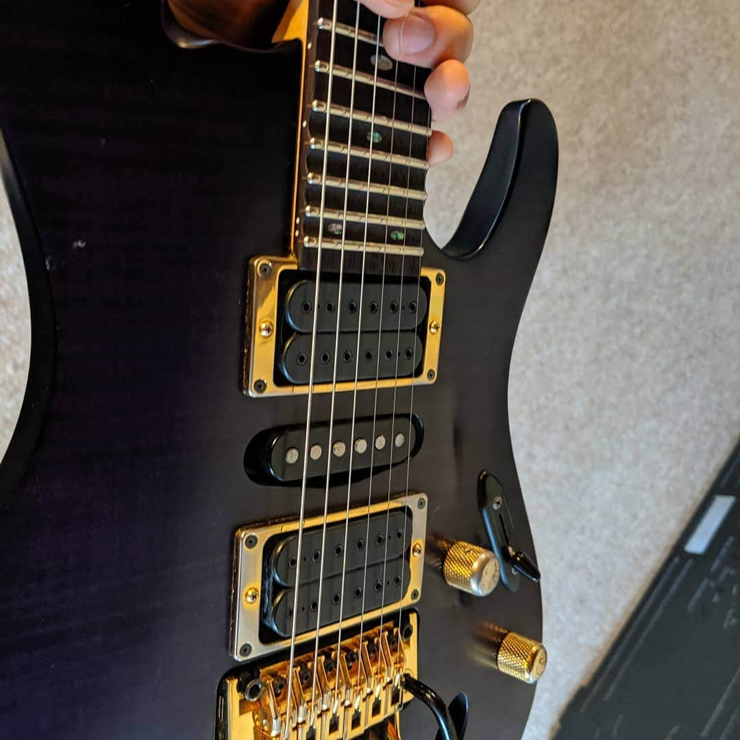 ハーマン・リさんのインスタグラム写真 - (ハーマン・リInstagram)「This is the 1-of-a-kind #ibanez EGEN 18 TVF Prototype with Edge Bridge and custom @dimarzioinc pickups, currently being auctioned. 100% of the proceed will go to benefit the family of Cody Spiess, who was recently diagnosed with a rare and fatal brain disease. Link to auction and learn more in bio.  #dragonforce #hermanli #guitar #guitars #guitarsolo #ibanez #dimarzio #shredguitar #guitarist #heavymetal #extremepowermetal #powermetal #guitarsofinstagram #guitarrista #guitarheroes #ibanezguitars #guitarsolos @officialibanezguitars @dragonforcehq #charity」5月21日 3時45分 - hermanli