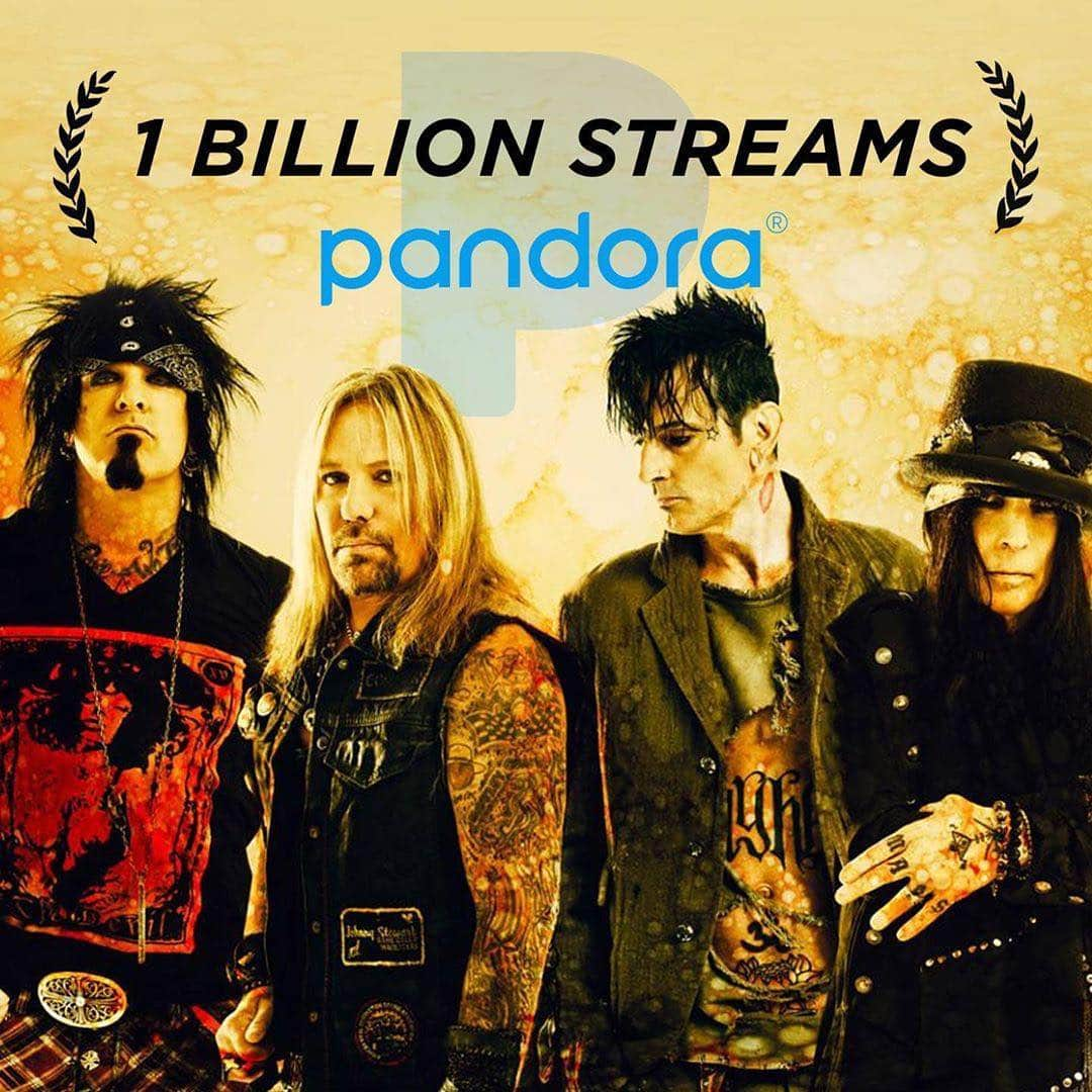 ニッキー・シックスさんのインスタグラム写真 - (ニッキー・シックスInstagram)「@motleycrue hit 1 BILLION streams. Thank you @pandora and thank you to the fans who have helped get this! #TheDirt」5月21日 3時47分 - nikkisixxpixx