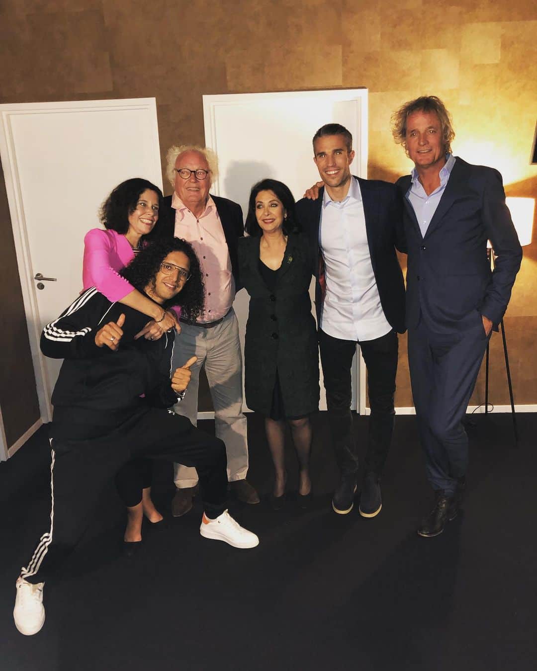 ロビン・ファン・ペルシのインスタグラム：「Thanks for the hospitality & great show @pauwnl 💫👌🏻」