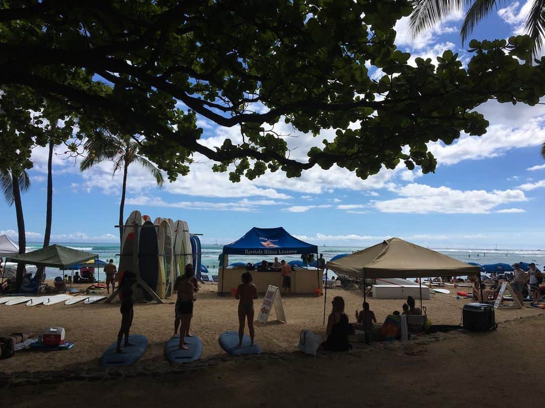 Ken Harakumaさんのインスタグラム写真 - (Ken HarakumaInstagram)「Aloha! ハワイ滞在満喫でした！ @international_yoga_center  #kenharakuma #ヨガ #瞑想 #ashtangayoga #ケンハラクマ先生 #ケンハラクマ」5月21日 3時55分 - kenharakuma
