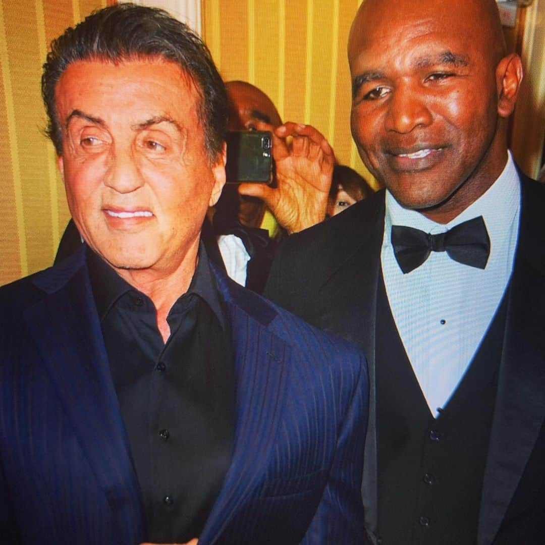 シルヴェスター・スタローンさんのインスタグラム写真 - (シルヴェスター・スタローンInstagram)「The 3 Italians!  Last night at the American icon award for Al Pacino and ran into the one in only Robert De Niro. Also crossed  paths with one of the greatest fighters ever, Evander “real deal” Holyfield ... leaving for the Cannes film festival in 2 days!」5月21日 4時17分 - officialslystallone