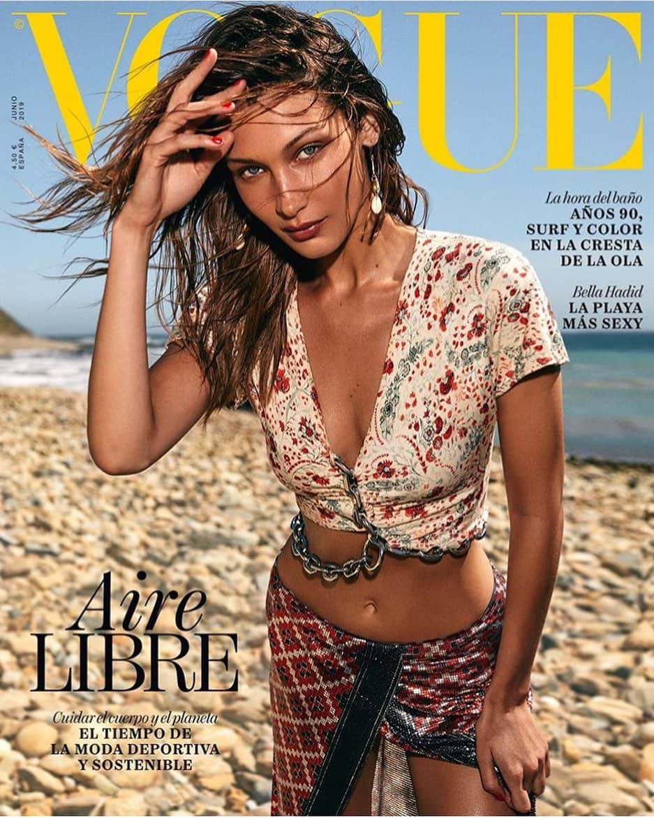 IMG Modelsさんのインスタグラム写真 - (IMG ModelsInstagram)「Spanish Summer. ☀️ #BellaHadid (@bellahadid) covers the new @voguespain. #📷 @zoeygrossman #👗 @vitocastelo #👸🏻 #IMGstars」5月21日 4時18分 - imgmodels
