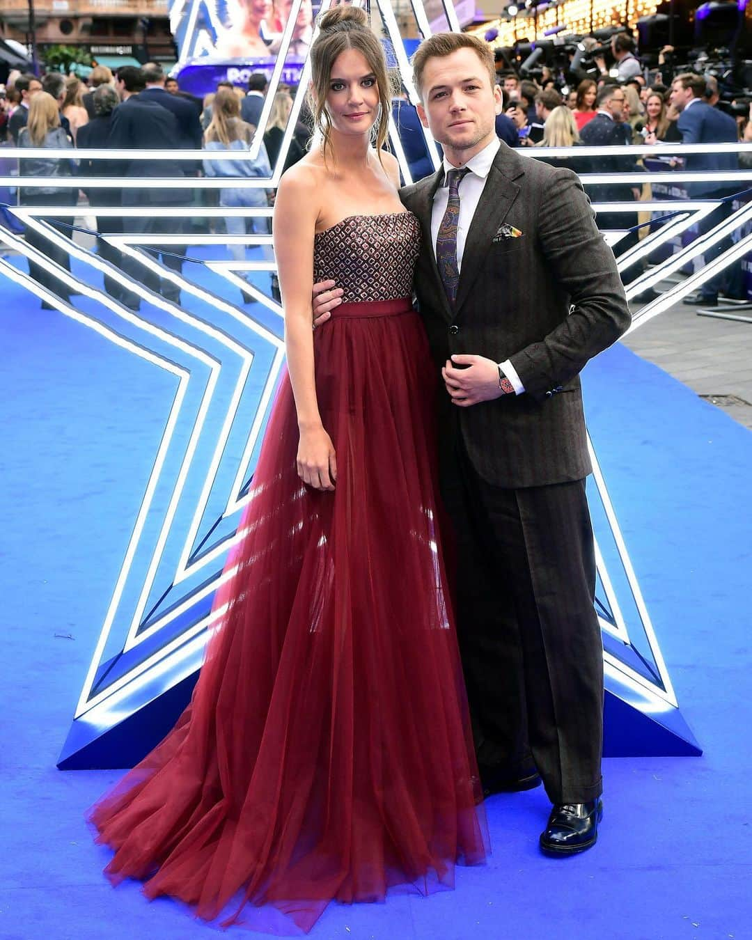 エトロさんのインスタグラム写真 - (エトロInstagram)「After wowing the crowds at the 72nd Cannes Film Festival, the incredible #TaronEgerton and girlfriend #EmilyThomas, in true power-couple style, wear custom #Etro ensembles to the ‘Rocketman’ UK premiere.  #EtroInLondon #EtroEverywhere #EtroCelebs #Rocketman」5月21日 4時33分 - etro