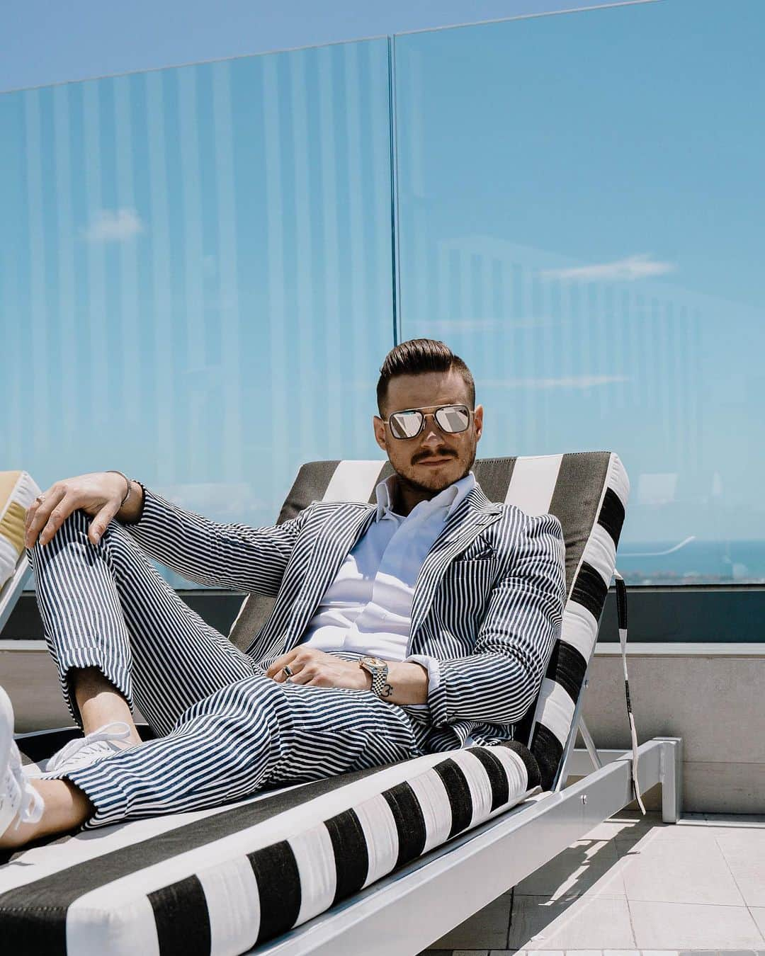 aleksmusikaさんのインスタグラム写真 - (aleksmusikaInstagram)「#musikany Stripes on Stripes Summer Threads @musika Thanks for the Hospitality @sls @slsbrickell 📸 @krie8ta #mensstyle #miami #mensfashion」5月21日 5時52分 - aleksmusika