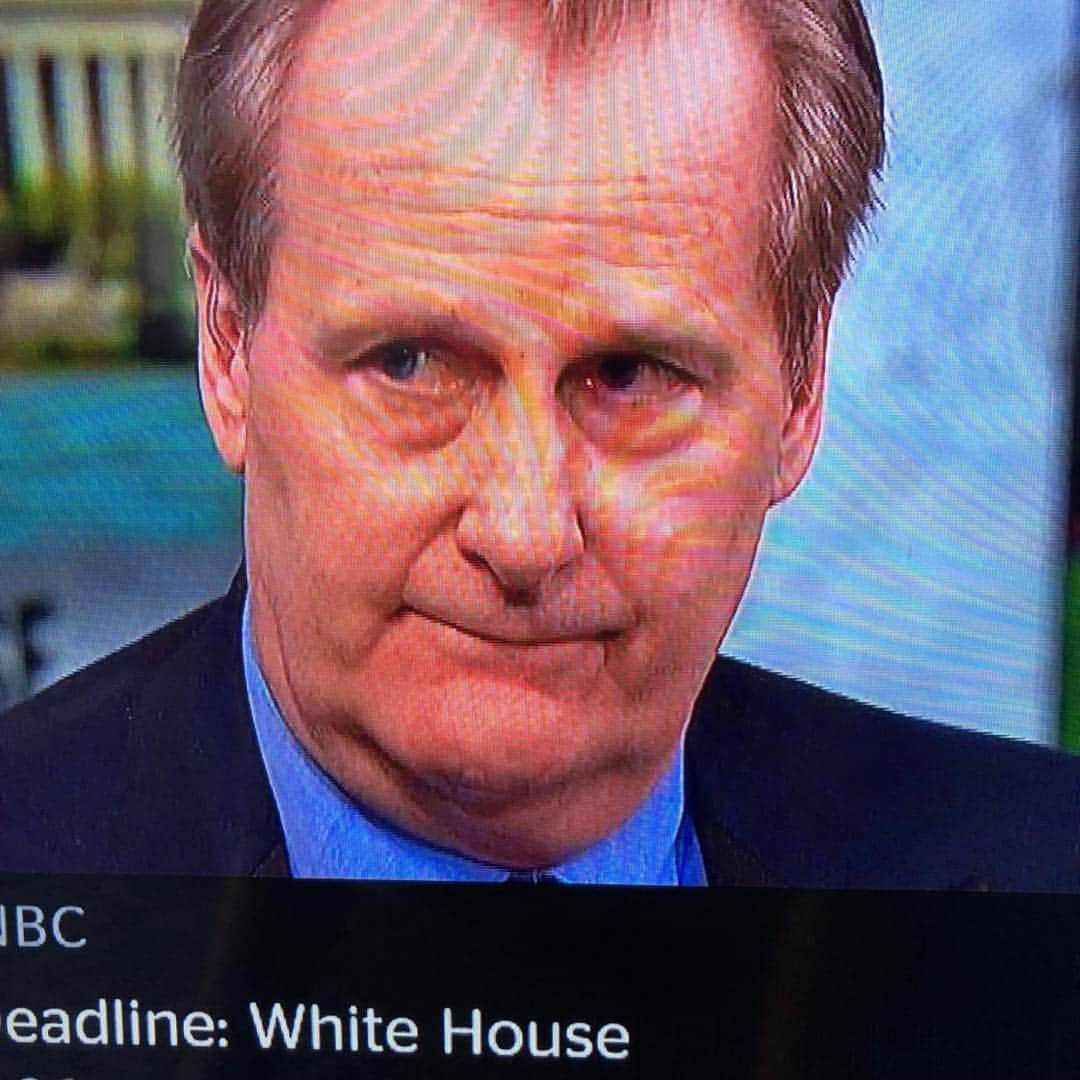 サンドラ・バーンハードさんのインスタグラム写真 - (サンドラ・バーンハードInstagram)「#jeffDaniels just blew my mind on @nicolleWallace  #DeadlineWhieHouse articulate cut to the bone like he does every night on stage in @tokillamockingbitd it’s still about Race this is a turning point kids step up #AtticusFinch」5月21日 5時52分 - sandragbernhard