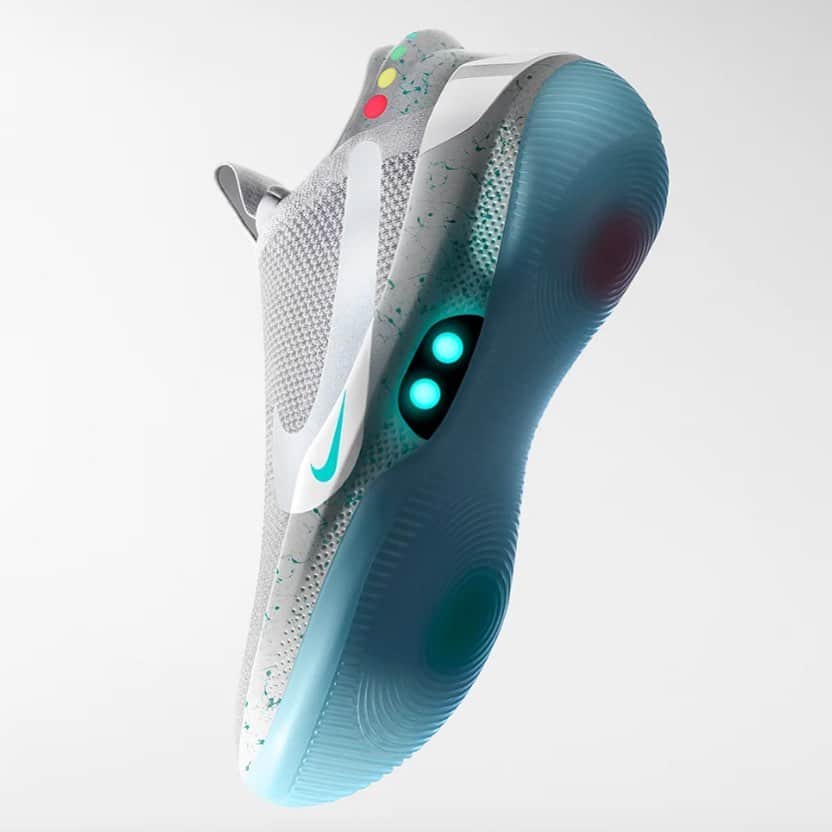 Nice Kicksさんのインスタグラム写真 - (Nice KicksInstagram)「Update: The @Nike Adapt BB “MAG” will release on May 29th at select retailers and nike.com with a retail price tag set at $350 USD.」5月21日 6時13分 - nicekicks