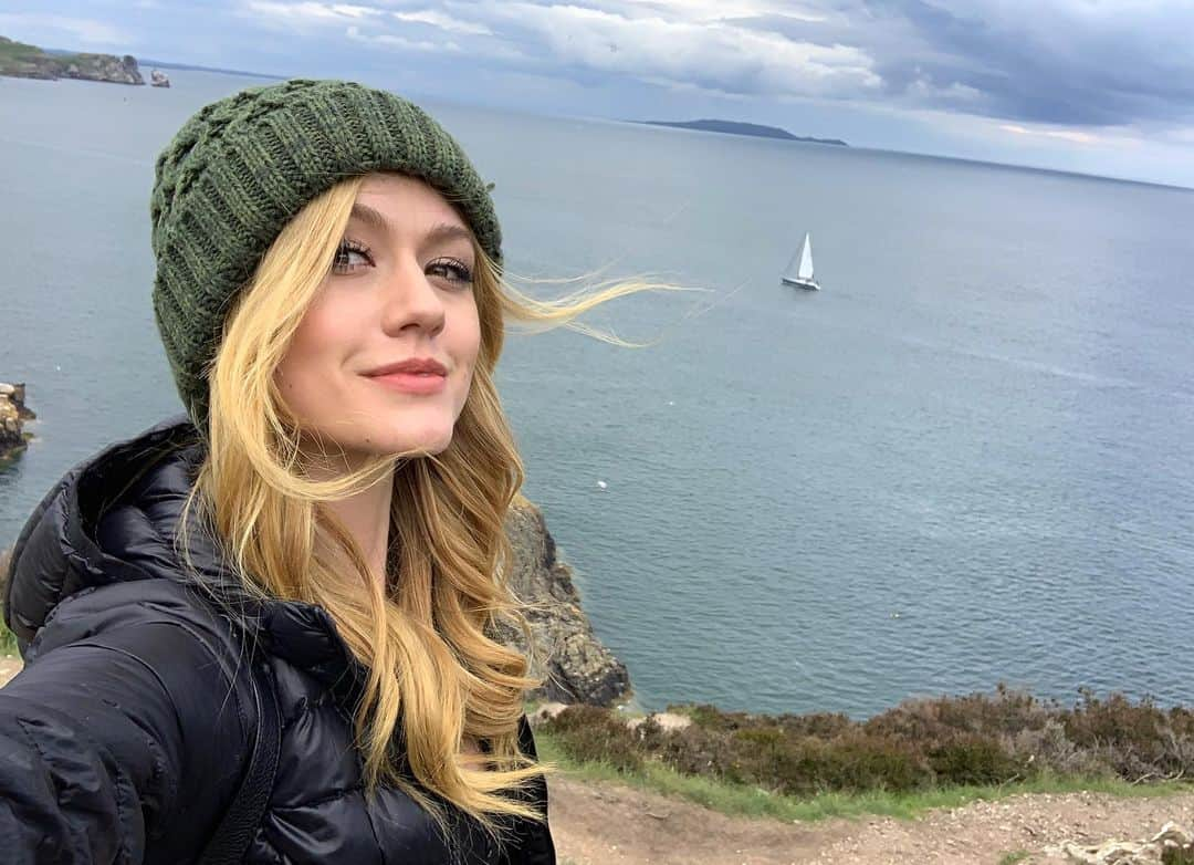 キャサリン・マクナマラさんのインスタグラム写真 - (キャサリン・マクナマラInstagram)「Headed wherever the wind blows next... Thank you Ireland for the magical beauty and lovely memories. I cannot wait to return! Slán go fóill! ❦✧ ➳」5月21日 17時43分 - kat.mcnamara