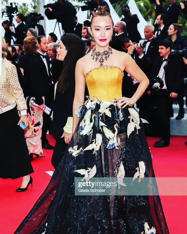 Nicole Chenのインスタグラム：「Walked the Red Carpet for "A Hidden Life" Red Carpet - The 72nd Annual Cannes Film Festival on May 19, 2019 in Cannes, France. Photo by @giselaschober Gisela Schober Jewellery by @baroqcojewelry Clothes by @covetella Fashion designer @hengkikawilarang_designer Hair and make up #baroqcoworld #hairbysanjay #seductiveglamorrr @hairbysanjay @seductiveglamorrr  #cannesfilmfestival #cannesfrance #redcarpet #film #model #actress #dj  #nextlevel #fashionstyle #fashiondesign #fashionlifestyle #jewelry #nicolechen #nicolechentravels #djane #luxury #epic #event #redcarpetdress #redcarpetready」