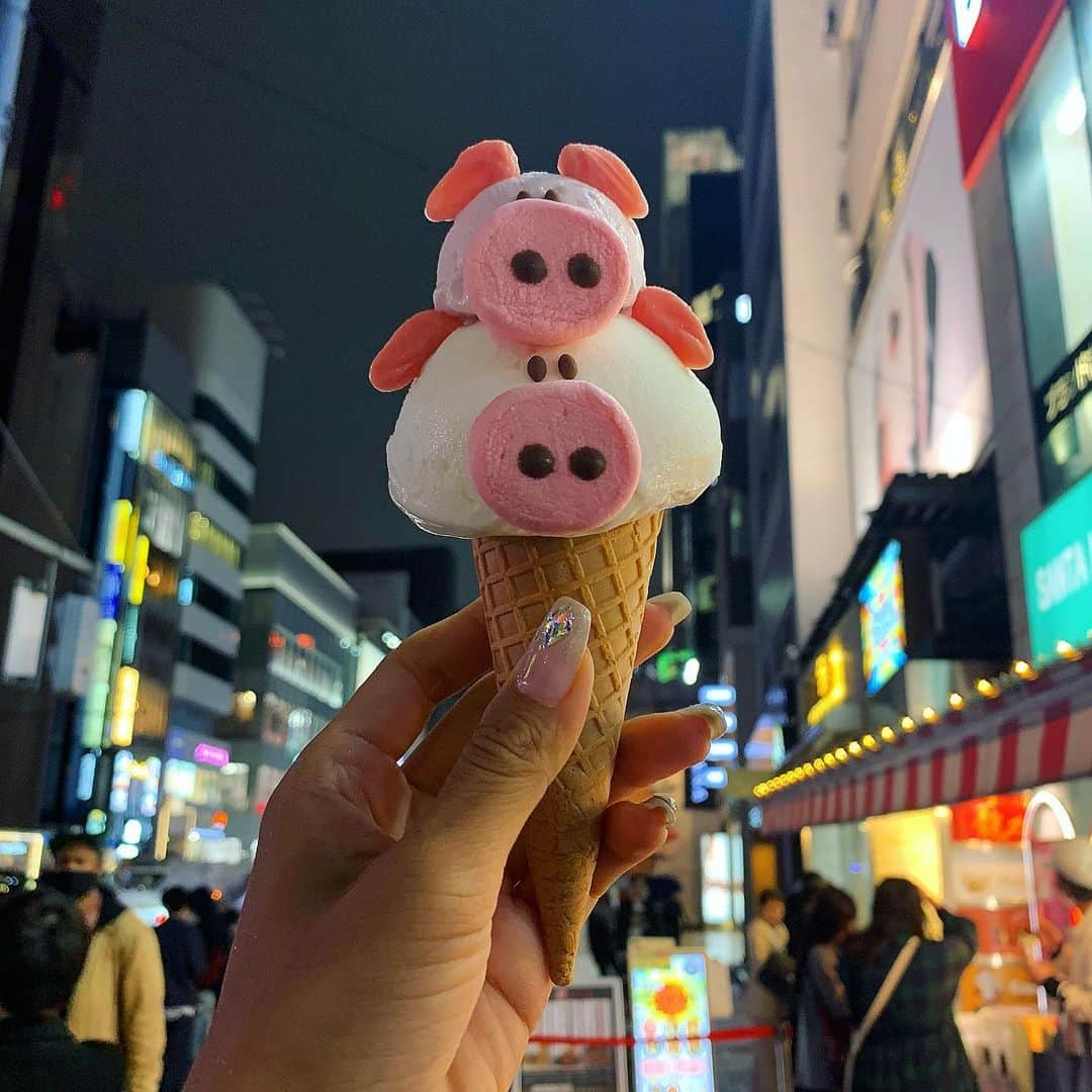 さーたんさんのインスタグラム写真 - (さーたんInstagram)「* * * さちにぴったり🐷❤️🐷 * * * #サマスタ #サマースタイルアワード  #ssa #ビューティーフィットネス #ビューティーフィットネスモデル #モノキニ #ビキニ #ダイエット #diet #減量 #痩せる #痩せたい #海 #水着 #スプリングカップ #優勝 #減量食 #コンテスト #フィットネス #bbj #ベストボディ #ベストボディジャパン」5月21日 16時19分 - saachi_10