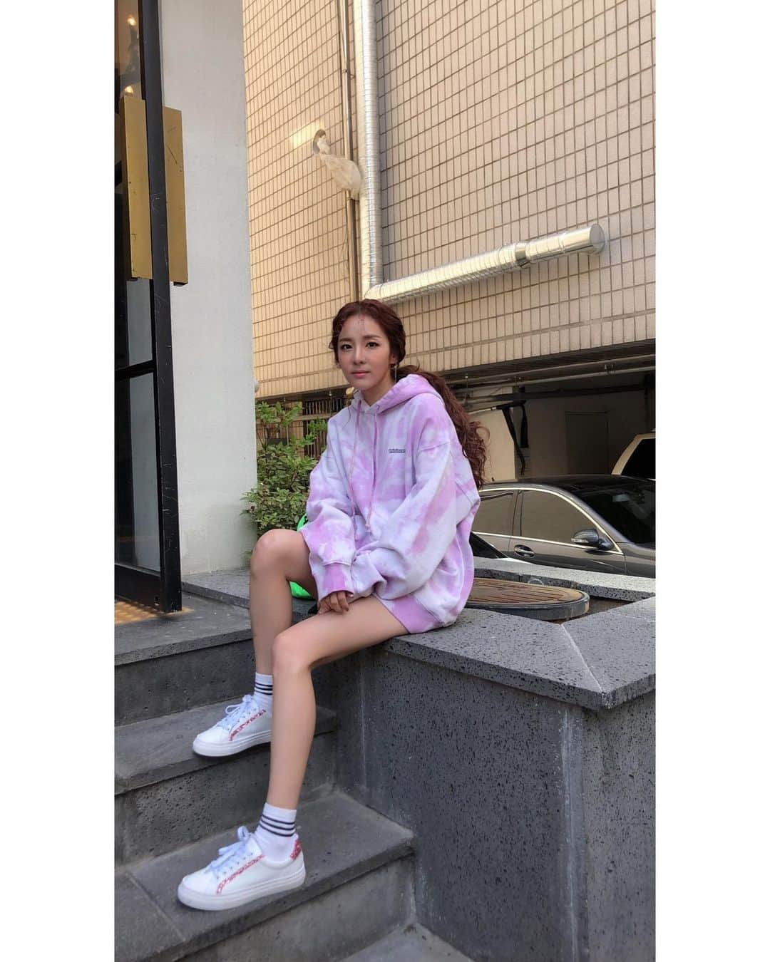 ダラ さんのインスタグラム写真 - (ダラ Instagram)「출근길」5月21日 16時21分 - daraxxi