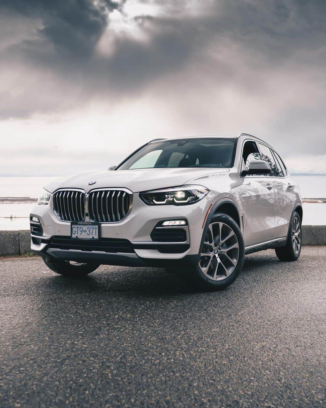 BMWさんのインスタグラム写真 - (BMWInstagram)「Details make the difference. #BMWrepost @daniel___leung @dshih_ #BMW #X5」5月21日 17時00分 - bmw