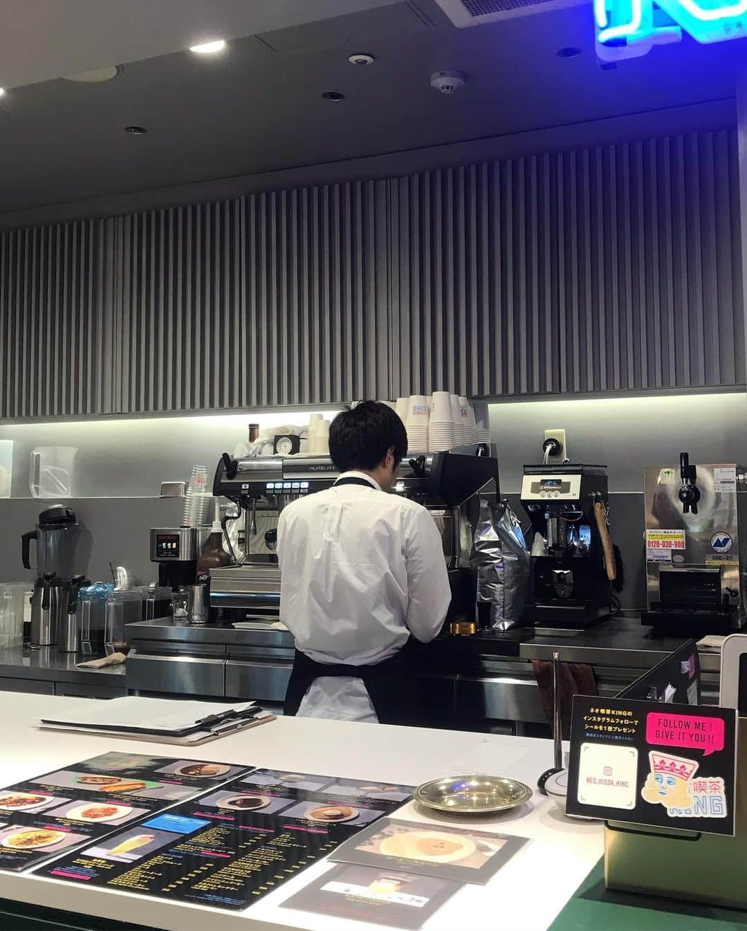 goodcoffeemeさんのインスタグラム写真 - (goodcoffeemeInstagram)「New one in Yurakucho @vja  #goodcoffee_yurakucho #hankyumens #neokissaking #littledarlingcoffeeroasters」5月21日 17時10分 - goodcoffeeme