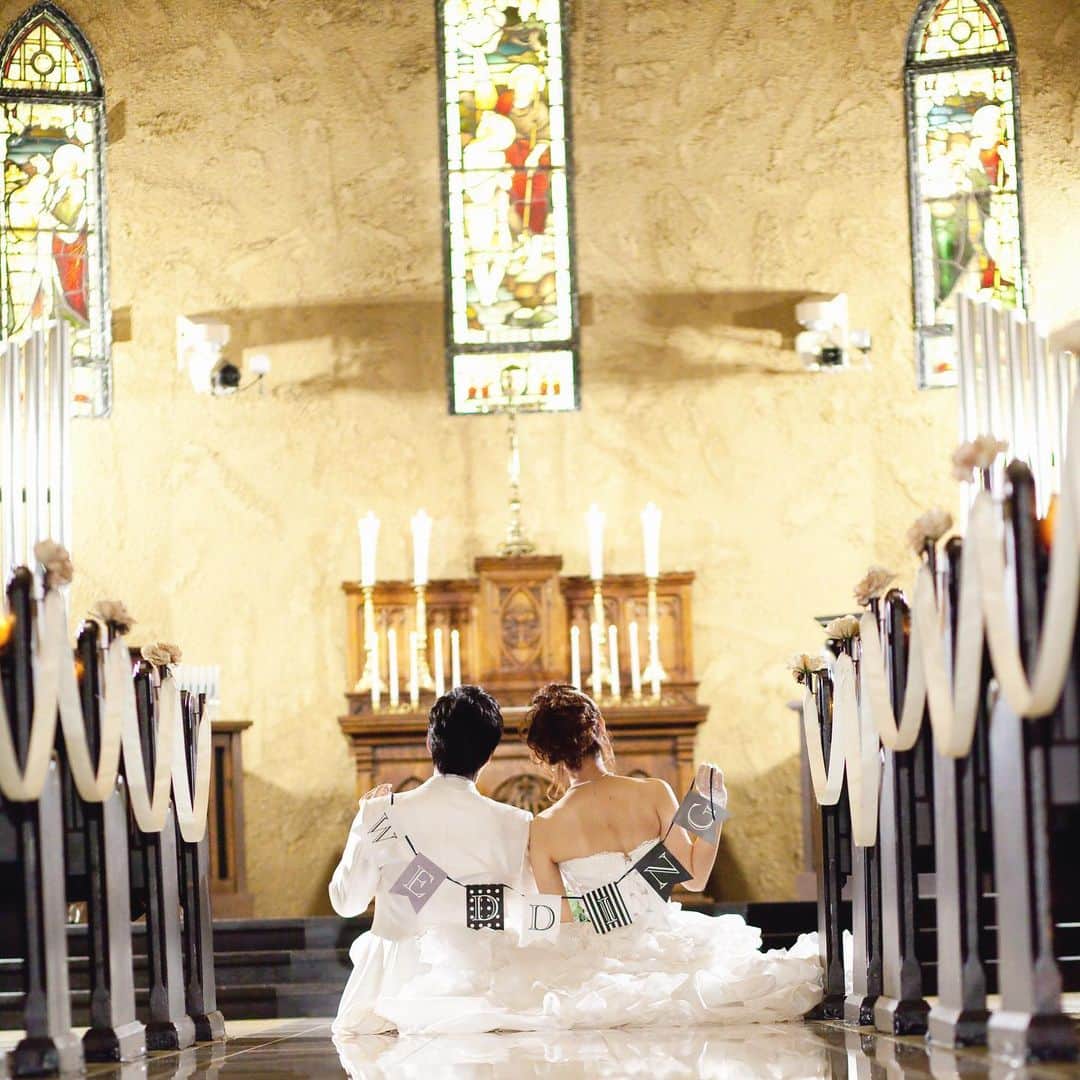 セレス高田馬場さんのインスタグラム写真 - (セレス高田馬場Instagram)「@celestakada * —— ［実際の花嫁さまレポ*］ 大聖堂でのウェディングフォトは、 当日とまた違う雰囲気でとても素敵✴ お二人の笑顔を引き出した 素敵なお写真が残せます♪ —— . . @celestakada をフォローして、 ［ #セレス高田馬場 ］［ #セレス花嫁 ］で フェアの様子や当日レポをUPしてね* こちらのアカウント ( @celestakada ) ご紹介させていただきます ⁂* * * \\ セレス高田馬場の大人気！！// ブライダルフェアに参加しよう！ 豪華試食が無料で味わえるフェアが満載！ 来館カップルには素敵なプレゼンくトもご用意しております。 詳しくはTOPのURLから checkしてみてくださいね⚐ ＞＞＞ @celestakada * —— セレス高田馬場 ☎ 03-3207-5161 10:00~20:00(土日祝9:00~) 【定休日】毎週木曜 —— #セレス高田馬場 #CELES高田馬場 #セレス花嫁 #結婚式 #プレ花嫁 #卒花 #卒花嫁 #結婚式準備 #挙式 #大聖堂 #ブライダルフェア #式場見学 #東京花嫁 #結婚式場 #高田馬場 #関東花嫁  #全国のプレ花嫁さんと繋がりたい  #全国の花嫁さんと繋がりたい #2019春婚 #2019夏婚 #2019秋婚  #2019冬婚 #wedding #weddingtbt #ウェディングドレス #ウェディングフォト #前撮り」5月21日 17時41分 - celestakada