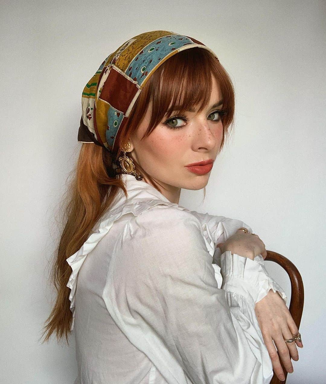 ジェーン・アルドリッジのインスタグラム：「Prairie girl 🌾」