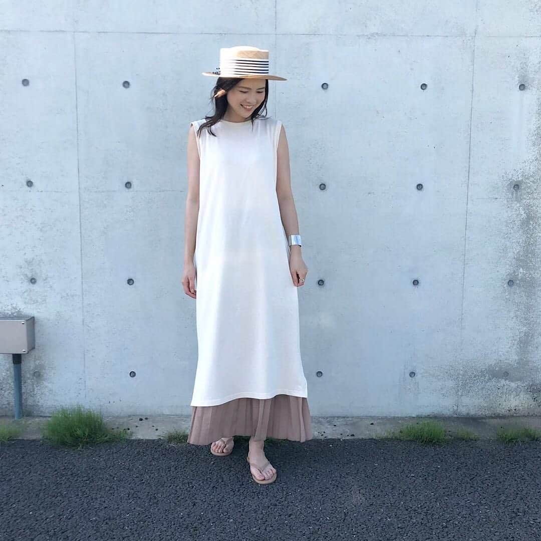 GU Hong Kongさんのインスタグラム写真 - (GU Hong KongInstagram)「Double the cuteness with layered outfit! 💕 . I-line dress $149 . #GUHK #GUStyle #GUlayeredstyle #newarrival #dress #style #fashion #ootdhongkong #ootd #Tokyo」5月21日 9時13分 - gu.hongkong