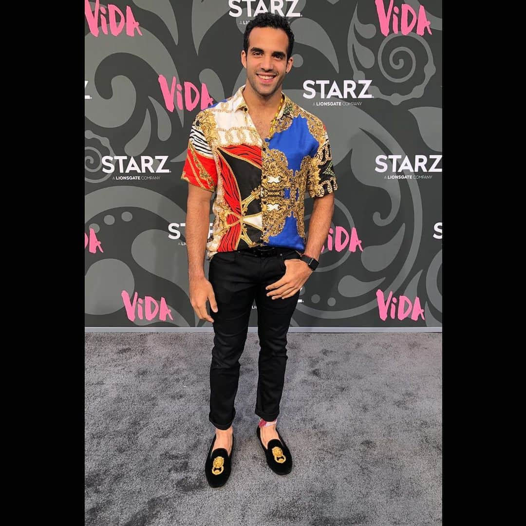 ダネル・レイバさんのインスタグラム写真 - (ダネル・レイバInstagram)「So excited to be at the @vida_starz S2 premiere!!! Make sure you tune in for the binge drop on Thursday, May 23rd only on @starz ! This show has amazing LatinX and LGBT+ representation like no other! . . . #ad #vida_starz #latino #actor #cuban」5月21日 9時57分 - danelljleyva