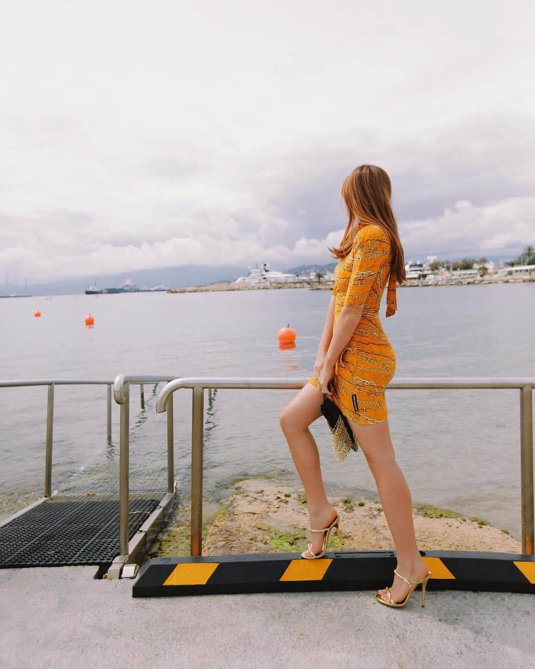 マリーナルイバルボサさんのインスタグラム写真 - (マリーナルイバルボサInstagram)「Out for lunch 🍊」5月21日 10時09分 - marinaruybarbosa