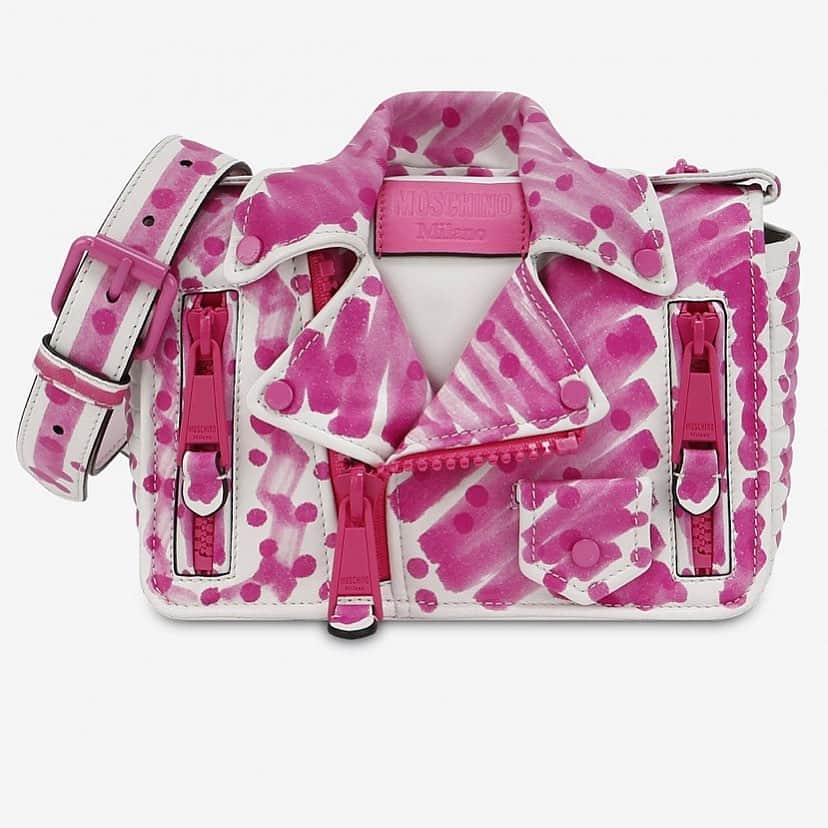 Moschinoさんのインスタグラム写真 - (MoschinoInstagram)「Moschino Milano pink biker bag on Moschino.com #moschino @itsjeremyscott #moschinobikerbag #itbag #summerbag」5月21日 11時26分 - moschino