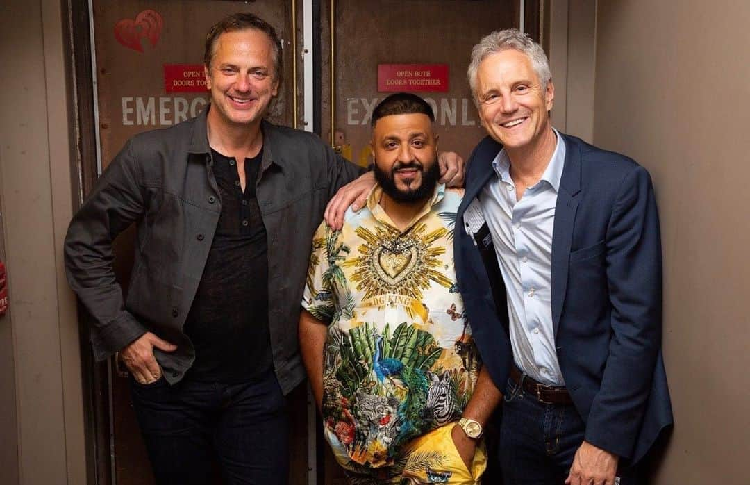 DJキャレドさんのインスタグラム写真 - (DJキャレドInstagram)「Bless up @iheartradio !! Tune in now to the #FATHEROFASAHD RELEASE PARTY!! @tompoleman @sykesnyc  https://ihr.fm/iHeartDJKhaled」5月21日 11時24分 - djkhaled