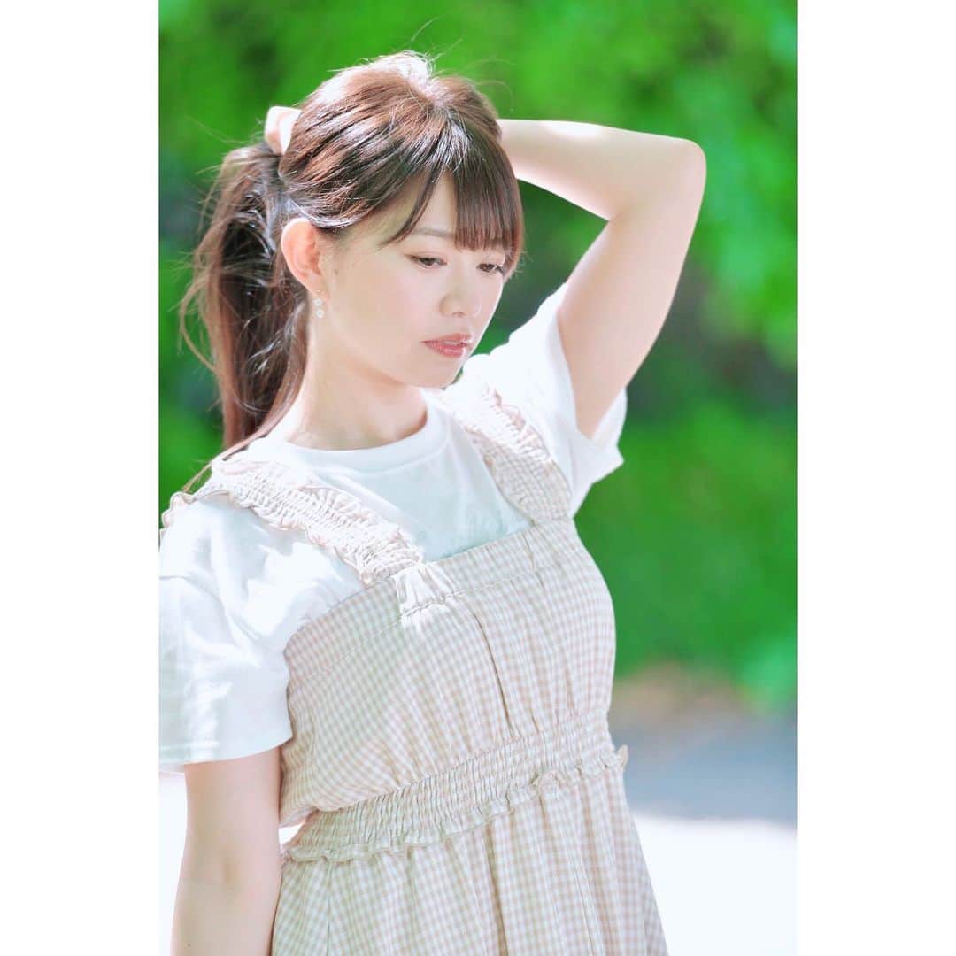 嶋村瞳さんのインスタグラム写真 - (嶋村瞳Instagram)「. 【TV出演情報】 テレビ朝日「林修の今でしょ！講座」（再現VTR） 5月21日（火）19:00〜20:54 正しい座り方の再現VTRに出演します。ちょいちょい映ると思うので最後まで見てくださいね🙇‍♀️💓 . #model #picoftheday #ootd #ootdfashion  #make #fashion #instagood #instalike  #beautiful #instapic #instafashion #セミロング #似合わせカット #ヘアアレンジ #小顔ヘア #小顔 #美白 #美肌 #黒髪 #メイク #ボートレース #リポーター #グラビアアイドル #ダイエット #トレーニング #モデル #撮影会 #お花 #flower」5月21日 11時32分 - hitomi_shimamura_official