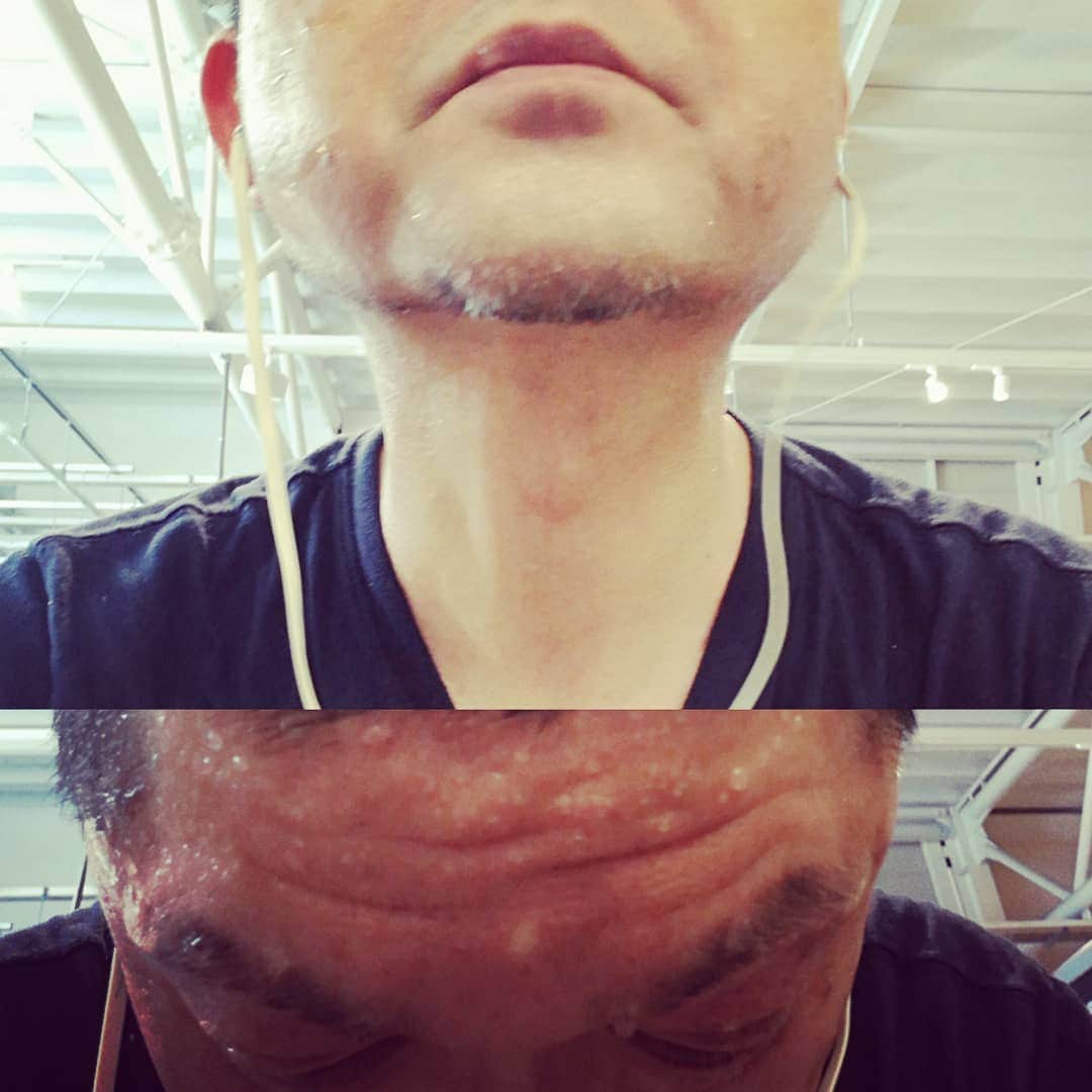 松本隆博のインスタグラム：「。 さ、ジム作業にて 汗流す、週末からの 怒涛に心身共にさらに パワー付けないと！！ (≧∇≦)/ 笑顔素直感謝で 乗り切るのだ。」