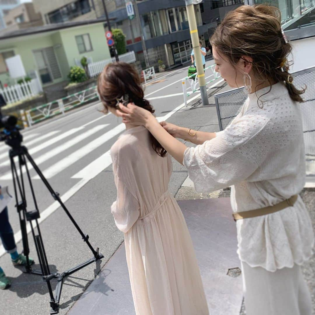 YU-U（工藤由布）さんのインスタグラム写真 - (YU-U（工藤由布）Instagram)「昨日の撮影の様子👀 風強い中外で頑張った😂いい思い出🌀 公開はもちょい先だから近くなったらまたお知らせするねっ📢 お楽しみにっ🙌🏻」5月21日 11時53分 - nyan22u22nyan