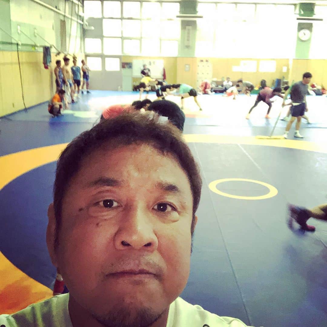 永田裕志さんのインスタグラム写真 - (永田裕志Instagram)「自衛隊体育学校レスリング班の練習にお邪魔させて頂きました。 山口選手良い練習が出来ました。 ありがとうございました😊！ #永田裕志 #山口剛 #ブシロードクラブ #レスリング  #フリースタイル97キロ級」5月21日 11時55分 - yuji_nagata