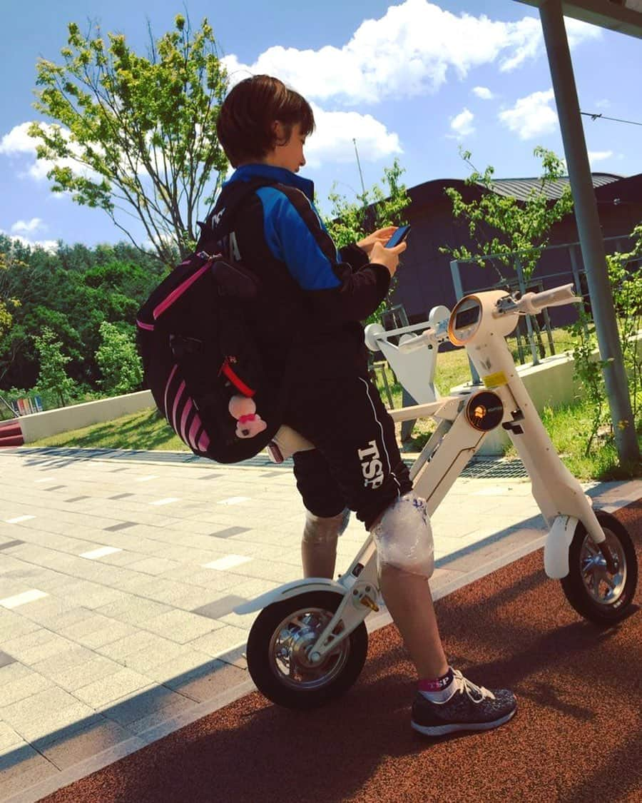 ソ・ヒョウオンさんのインスタグラム写真 - (ソ・ヒョウオンInstagram)「#날씨맑음 #☀️😎」5月21日 12時48分 - suh_hyowon_