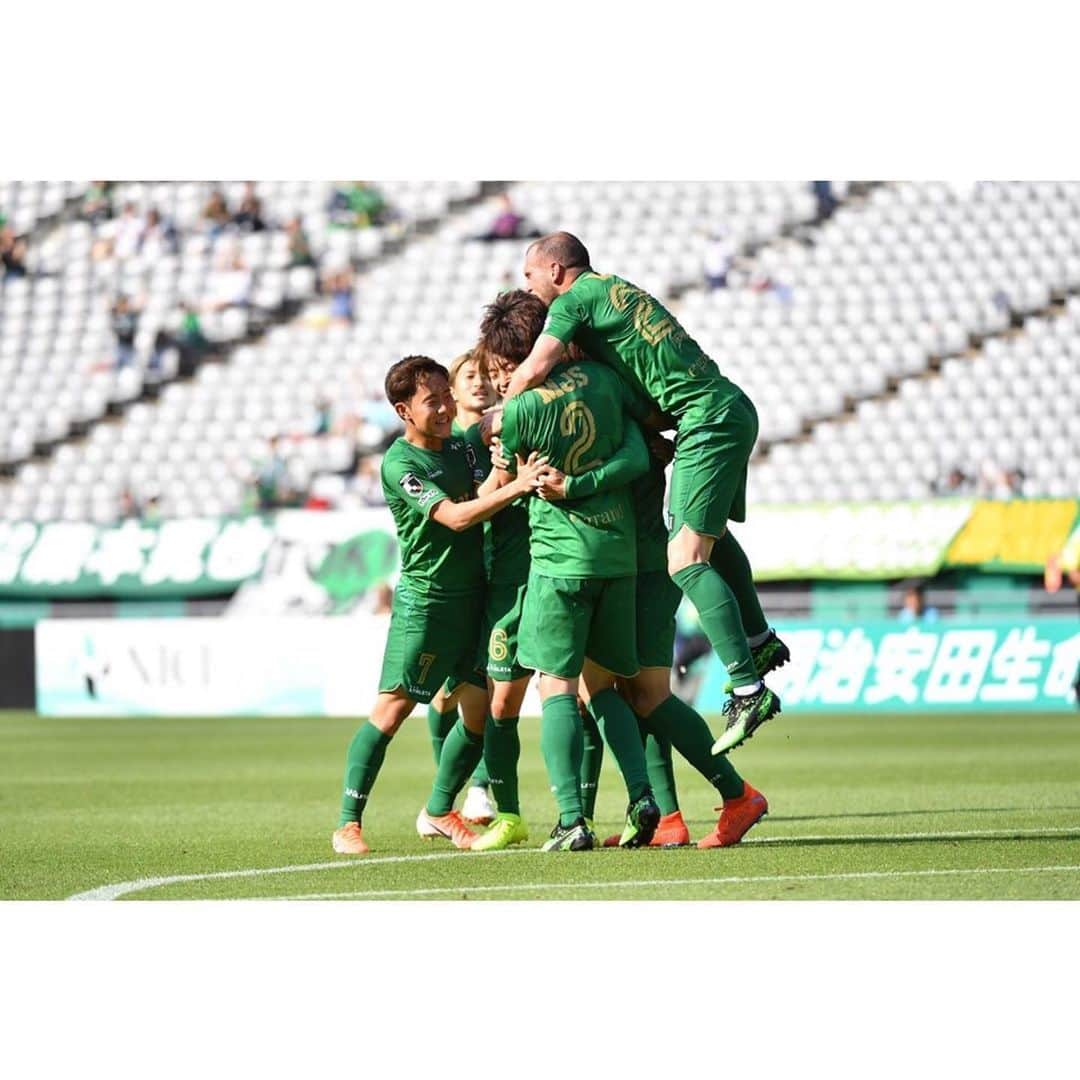 小池純輝さんのインスタグラム写真 - (小池純輝Instagram)「. 今季4ゴール目⚽️ アップするの忘れてた🙈 ※前節ではありません #jleague #jリーグ #j2 #東京ヴェルディ #tokyoverdy #verdy #verdyfamily #soccer #football⚽ #football #サッカー #フットボール #小池純輝 #19 #⚽️ #goal」5月21日 13時17分 - junki_koike