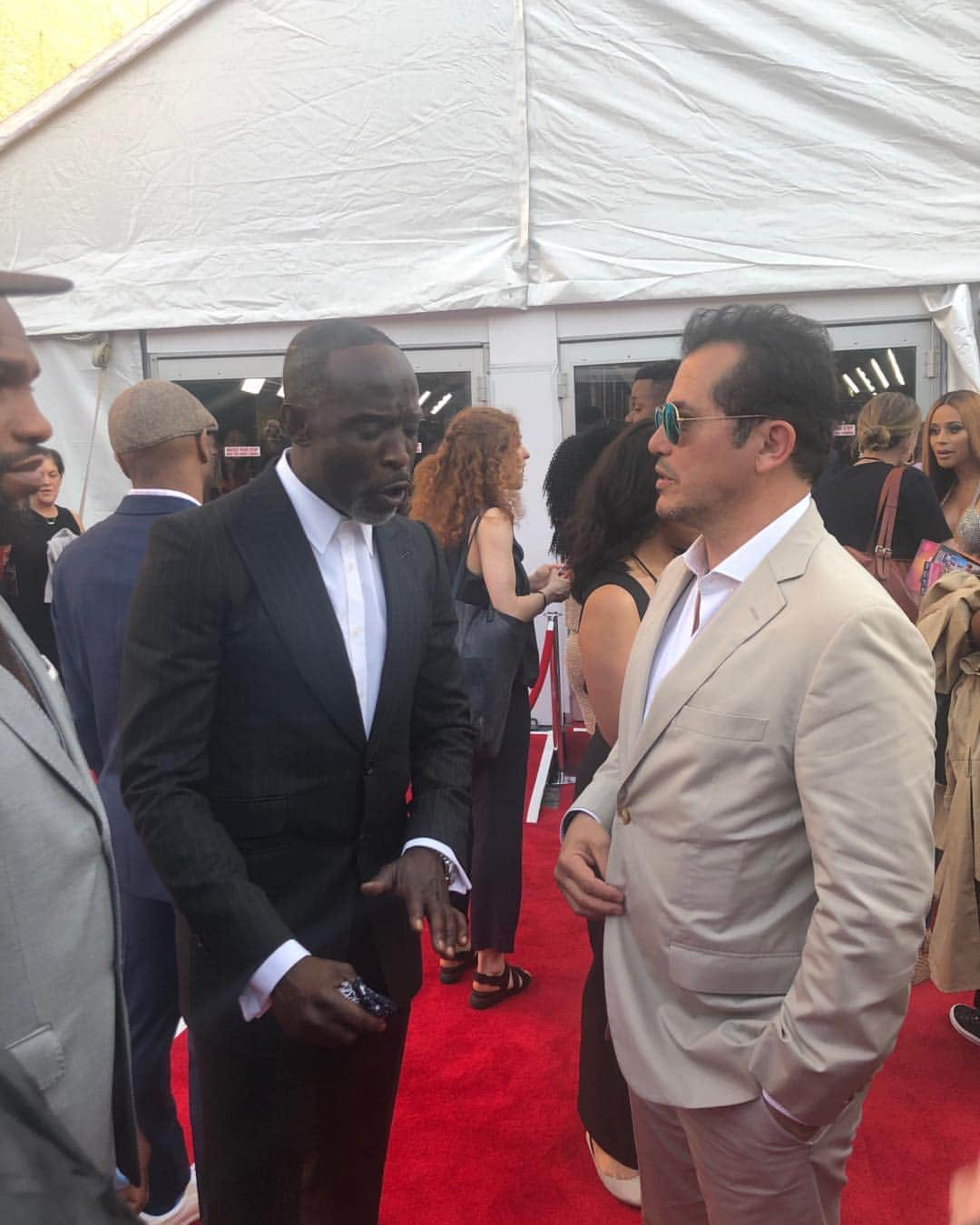 ジョン・レグイザモさんのインスタグラム写真 - (ジョン・レグイザモInstagram)「At premiere for #whentheyseeus #avaduvernay is a genius!  Most powerful film of the year!  #michaelKWilliams and #verafarmiga are a master class in acting!  Netflix may 31st」5月21日 13時23分 - johnleguizamo