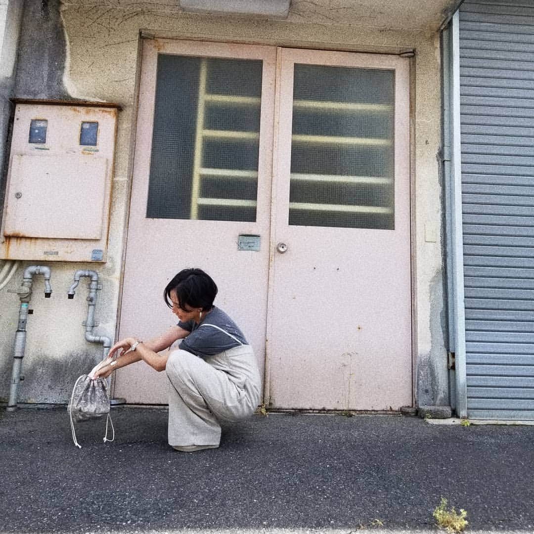 neokazumiのインスタグラム：「﻿ また上がめちゃくちゃ長い﻿ ﻿ スラックスパンツ  みたいな﻿ ﻿ オールインワンです﻿ ﻿ #ariesmirage#ariesmirageselect #neokazumi#ootdfashion」