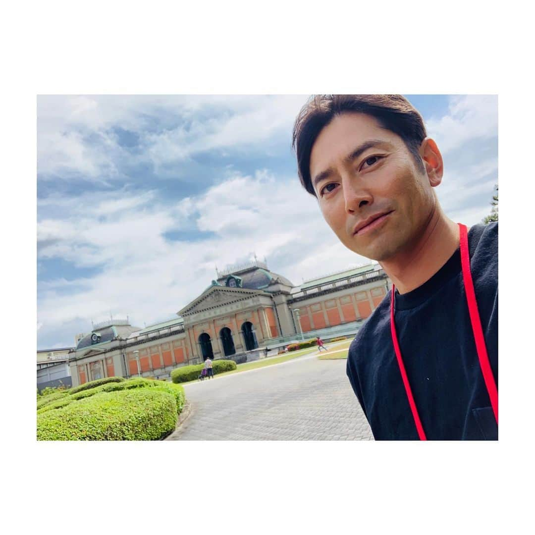 肥野竜也さんのインスタグラム写真 - (肥野竜也Instagram)「【京都ロケ】 ⁑ 京都は晴天… 雨が凄い地域が多いみたいなので、お気をつけ下さい🙇‍♂️💦 ⁑ #肥野WORK #肥野自撮り #京都 #京都ロケ」5月21日 13時57分 - tatsuya_hino