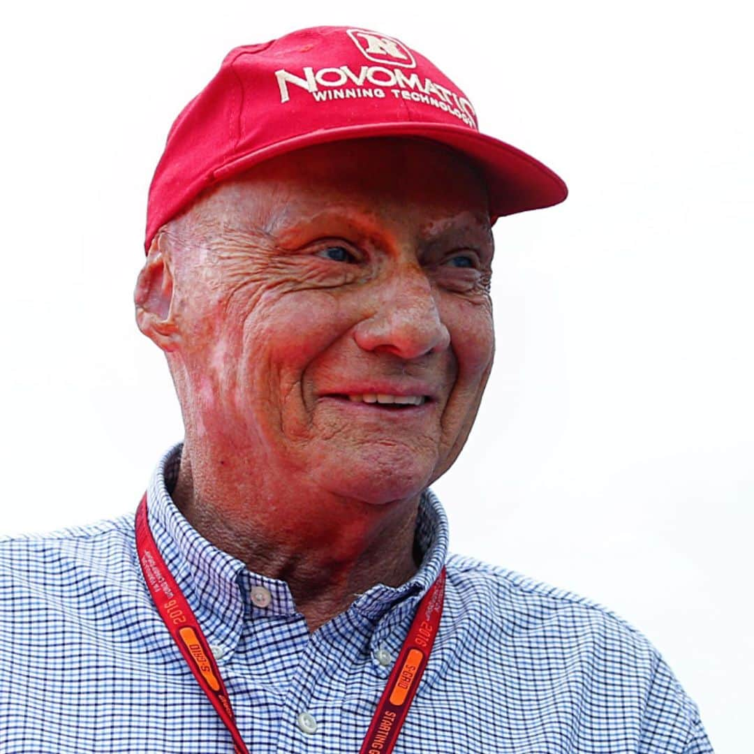 F1さんのインスタグラム写真 - (F1Instagram)「Rest in peace Niki Lauda. . Forever carried in our hearts, forever immortalised in our history. The motorsport community today mourns the devastating loss of a true legend. . The thoughts of everyone at F1 are with his friends and family.」5月21日 14時15分 - f1