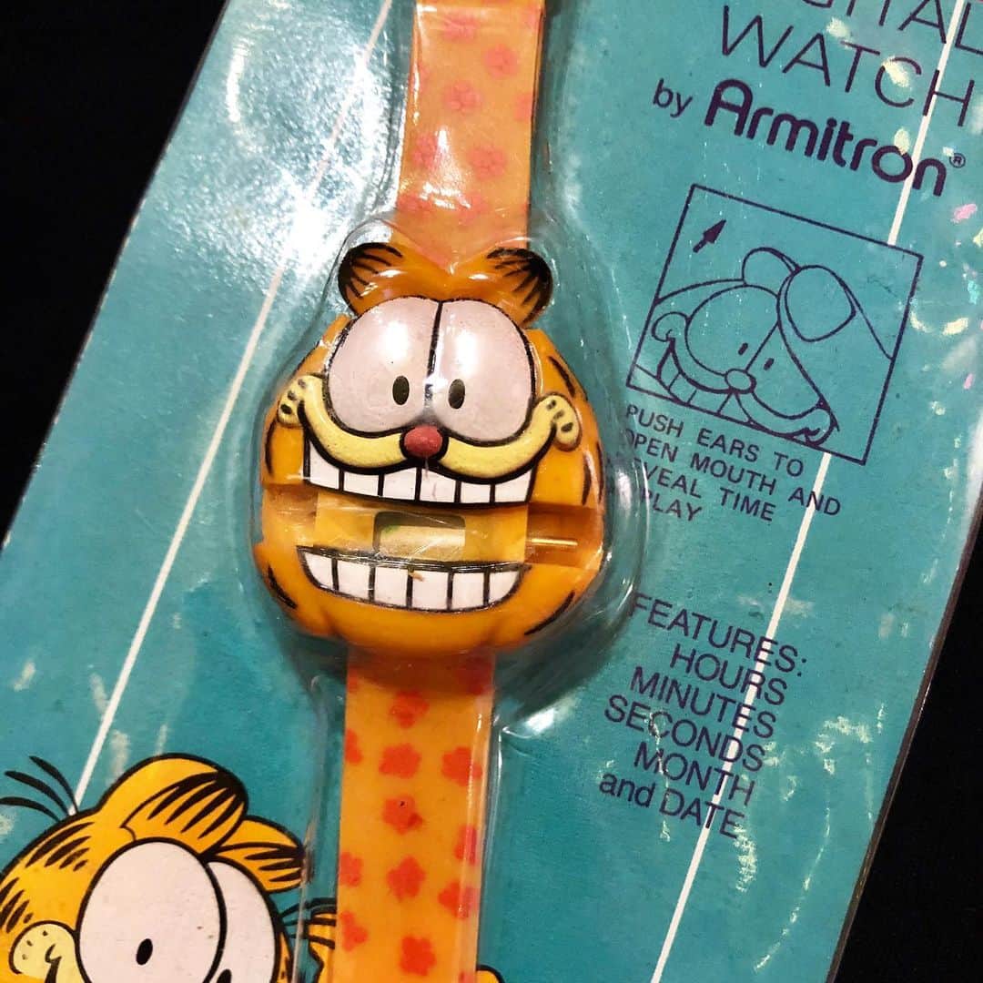 おもちゃやSPIRALさんのインスタグラム写真 - (おもちゃやSPIRALInstagram)「Vintage Garfield Digital Watch入荷しました！ 4500円です！！」5月21日 14時44分 - spiral_toy