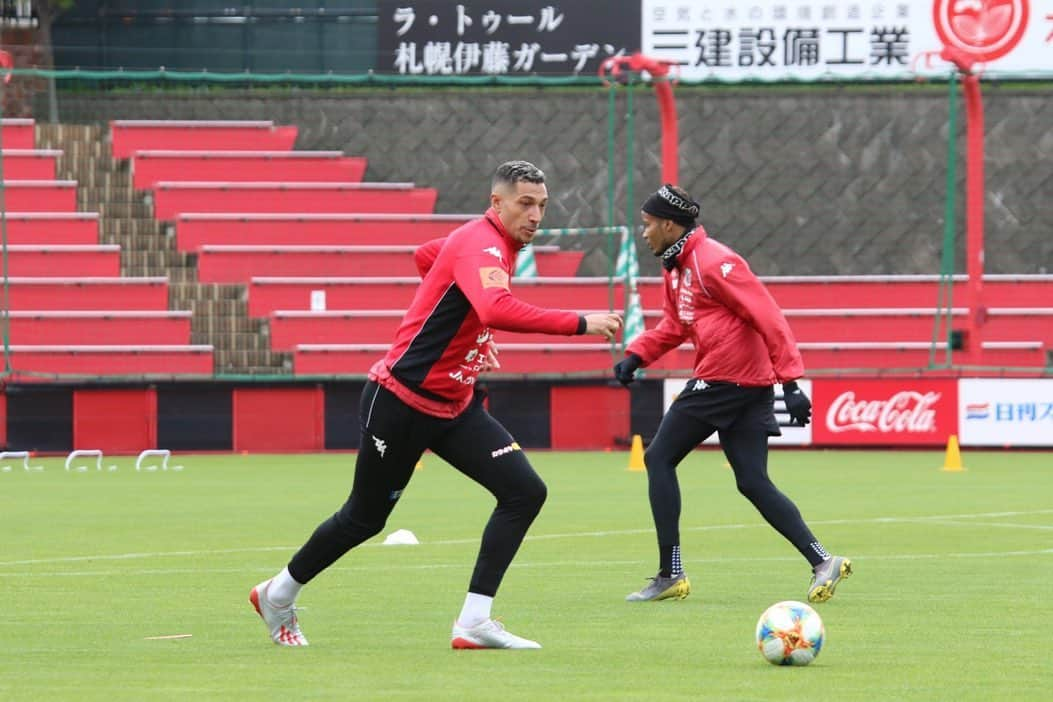 ジェイ・ボスロイドさんのインスタグラム写真 - (ジェイ・ボスロイドInstagram)「Nice to be back in action😁🙏🏽 I Always want to Be the best version of myself and I will be 👌🏽 #consadole#team#together#win#belief#determination#striveforgreatness#blessed#hardwork#dedication#soccer#football#training#japan#jleague#adidas#adidastokyo」5月21日 15時16分 - jaybothroyd