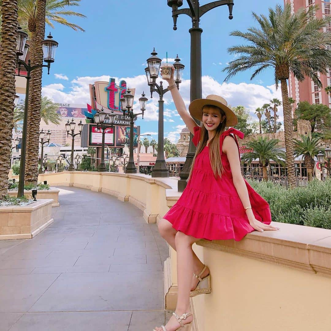 紗蘭さんのインスタグラム写真 - (紗蘭Instagram)「Las Vegas🇺🇸🗽💕 初めてのラスベガス✨ ワクワクが止まらないよ~♥️♥️♥️ #me #lasvegas #lasvegasstrip #honeymehoney #gucci #さらファッション」5月21日 15時27分 - saracchidayo