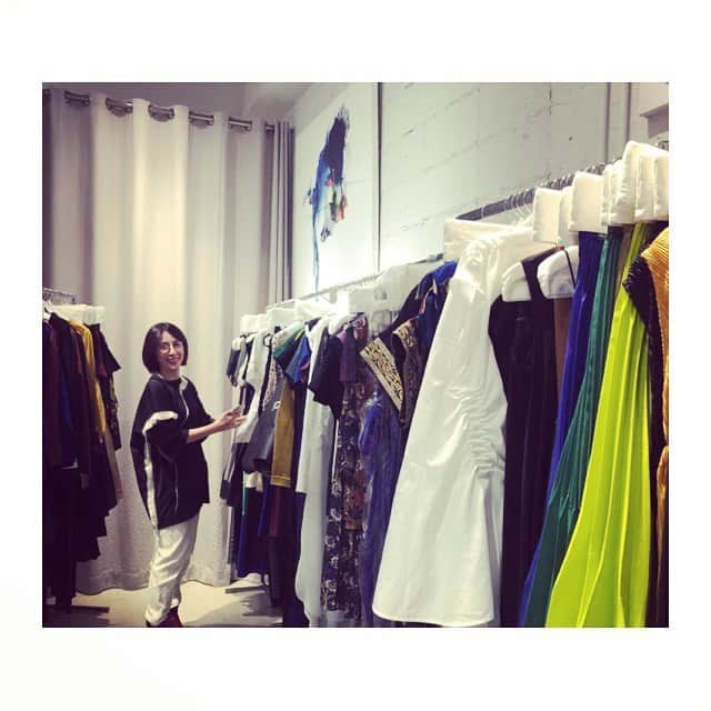奥菜恵さんのインスタグラム写真 - (奥菜恵Instagram)「衣装フィッティング」5月21日 15時39分 - megumi_okina