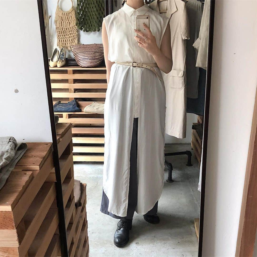 TheSunGoesDownさんのインスタグラム写真 - (TheSunGoesDownInstagram)「【TSGD 3rd】@ Gakugei-daigaku  Sleeveless dress  staff:156cm  #tsgd #thesungoesdowntokyo  #vintage #fashion #vintagefashion #Eurovintage  #usavintage #coordinateコーディネート#渋谷 #下北沢 #学芸大学 #古着屋 #古着 #大人古着 #東京古着屋#渋谷古着屋 #下北沢古着屋 #学芸大学古着屋」5月21日 16時11分 - tsgd_tokyo